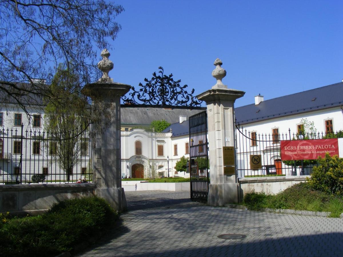 Fortuna Apartman Mini Eger Exterior foto